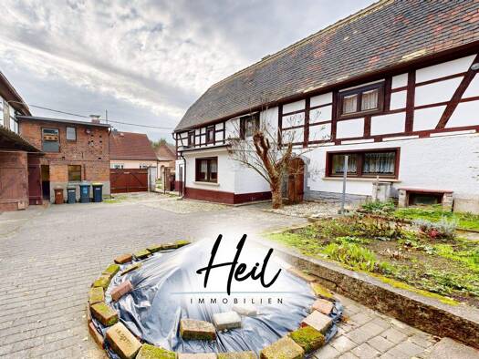 Einfamilienhaus zum Kauf provisionsfrei 8 Zimmer 145 m² 1.078 m² Grundstück Sössen Lützen 06686