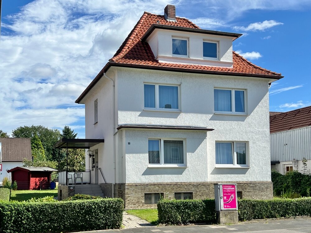 Mehrfamilienhaus zum Kauf 369.000 € 8 Zimmer 218,4 m²<br/>Wohnfläche 465 m²<br/>Grundstück Schötmar Bad Salzuflen 32108