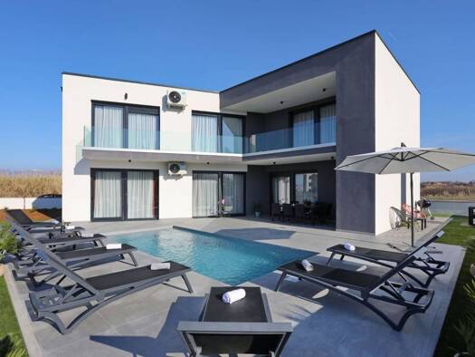 Villa zum Kauf - Erstbezug 870.000 € 4 Zimmer 202 m² Privlaka 23233