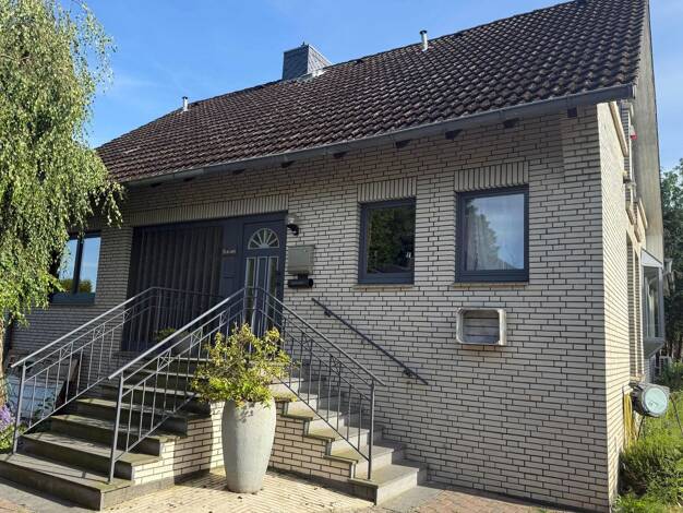 Einfamilienhaus zur Miete 1.650 € 6 Zimmer 215 m² 828 m² Grundstück Buxtehude 21614
