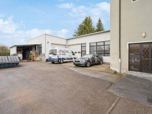 Haus zum Kauf 1.900.000 € 12 Zimmer 229,5 m² 1.500 m² Grundstück Amstetten 73340