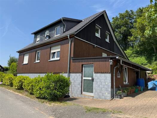 Mehrfamilienhaus zum Kauf 350.000 € 4 Zimmer 146 m² 1.500 m² Grundstück Wiebelhausen Finnentrop 57413