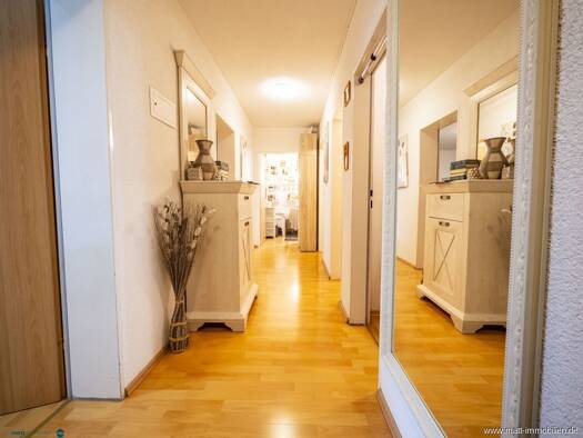 Wohnung zum Kauf 180.000 € 2,5 Zimmer 71,9 m² Singen 78224