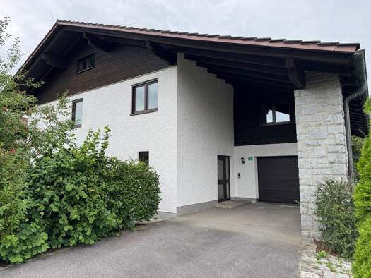 Einfamilienhaus zum Kauf provisionsfrei 430.000 € 7 Zimmer 221,8 m² 891 m² Grundstück Schulstraße 15 Geiersthal 94244