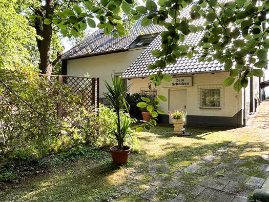 Haus zum Kauf 229.000 € 9 Zimmer 267 m² 2.448 m² Grundstück Diedersen Coppenbrügge 31863