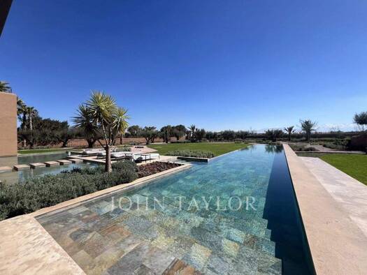 Villa zum Kauf provisionsfrei 5.250.000 € 12 Zimmer 1.500 m² 10.000 m² Grundstück Marrakech 40000