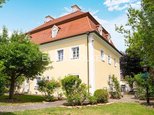 Haus zum Kauf 1.950.000 € 9 Zimmer 350 m² 2.169 m² Grundstück Köfering 93096