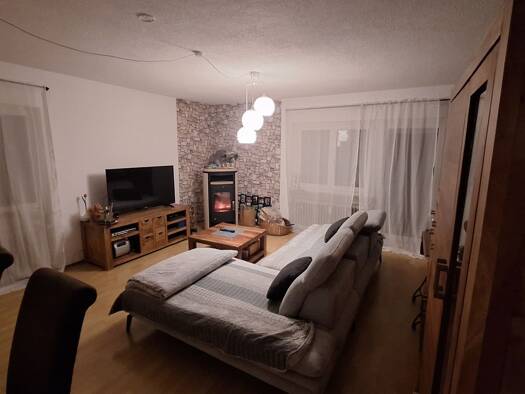 Wohnung zur Miete 900 € 4,5 Zimmer 132 m² Geschoss 1/3 frei ab 15.02.2026 Randegg Gottmadingen 78244