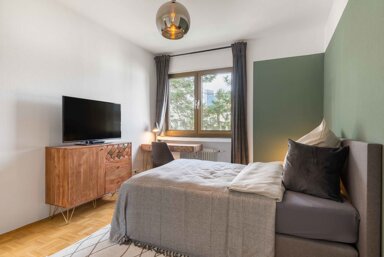 Wohnung zur Miete Wohnen auf Zeit 800 € 7 Zimmer 13 m² frei ab 04.12.2024 Kettenhofweg Westend - Süd Frankfurt am Main 60325