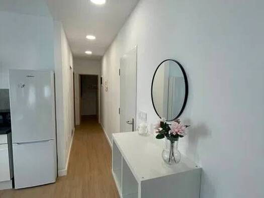 Wohnung zur Miete 1.200 € 2 Zimmer 85 m² 2. Geschoss Avenida De Las Américas San Bartolomé de Tirajana 35109