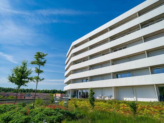 Wohnung zur Miete 580 € 1 Zimmer 27,3 m² 6. Geschoss Großprüfening-Dechbetten-Königswiesen Regensburg 93051