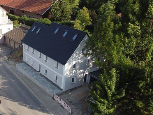 Wohnung zur Miete - Erstbezug 950 € 3 Zimmer 82 m² 3. Geschoss Velden 84149