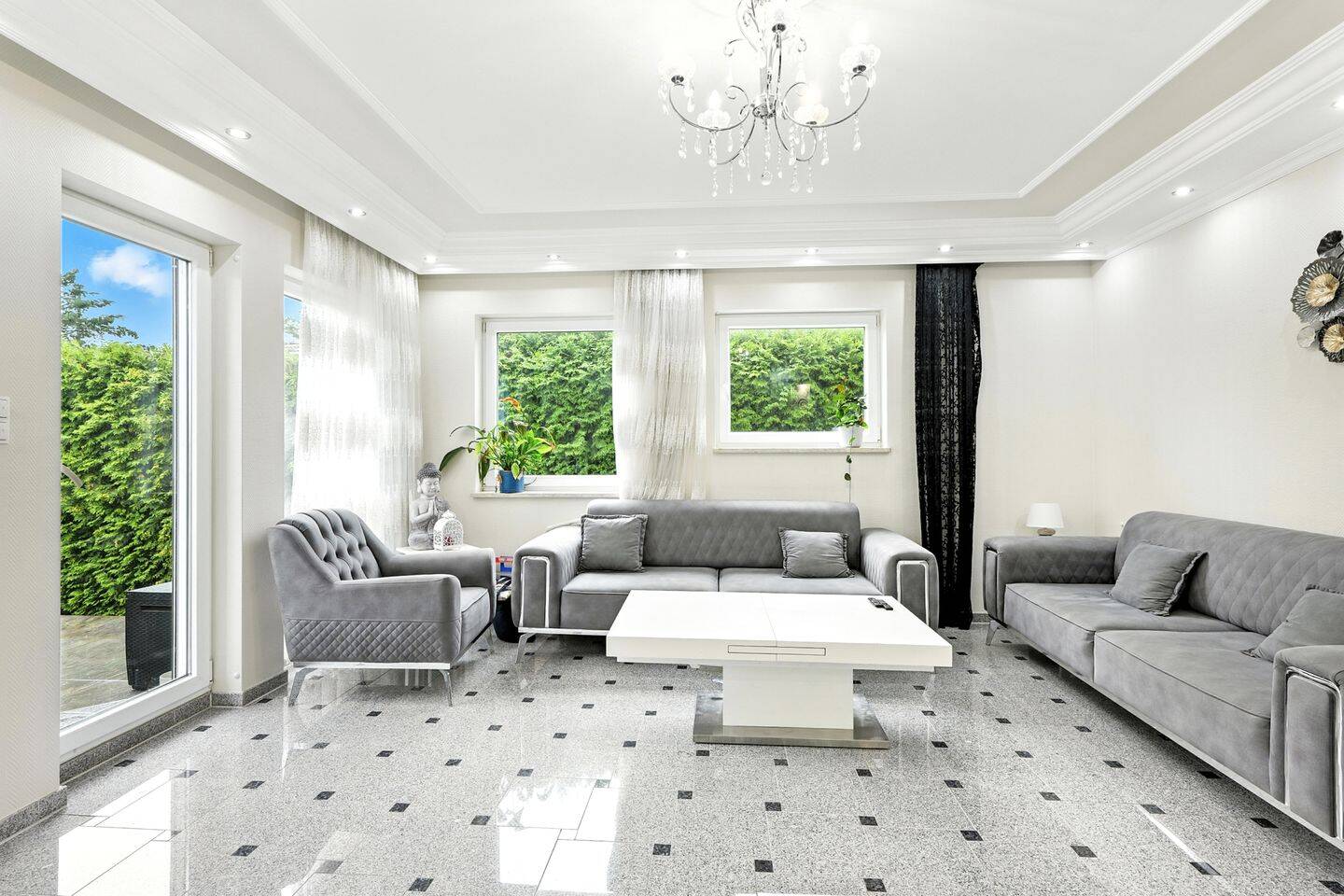 Property thumbnail 13