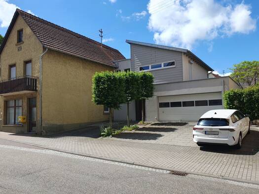 Haus zum Kauf 465.000 € 5,5 Zimmer 214 m² 856 m² Grundstück Schweigern Boxberg 97944
