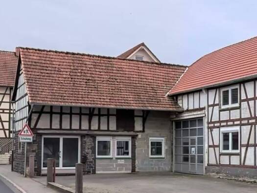 Haus zur Miete 1.150 € 1 Zimmer 470 m² frei ab sofort Kefenrod 63699