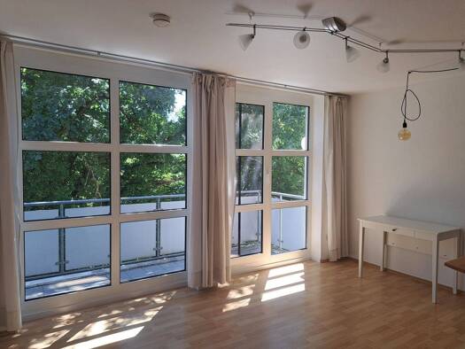 Wohnung zur Miete 535 € 1 Zimmer 25 m² Geschoss 2/3 frei ab sofort Erlangen-Nord Erlangen 91054