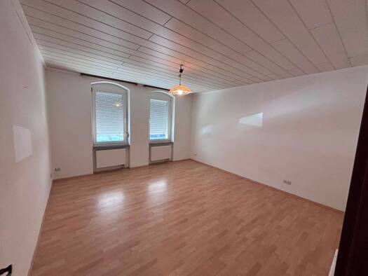 Wohnung zur Miete 820 € 3 Zimmer 74 m² Geschoss EG/4 frei ab sofort Frauenberg Fulda 36039