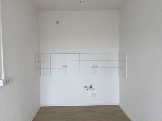 Wohnung zur Miete 390 € 3 Zimmer 57 m² 2. Geschoss Julius-Leber-Ring 1 Roter Berg Erfurt 99087