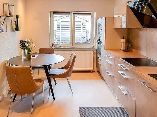 Wohnung zum Kauf 239.000 € 4 Zimmer 140 m² EG Höchst 64739
