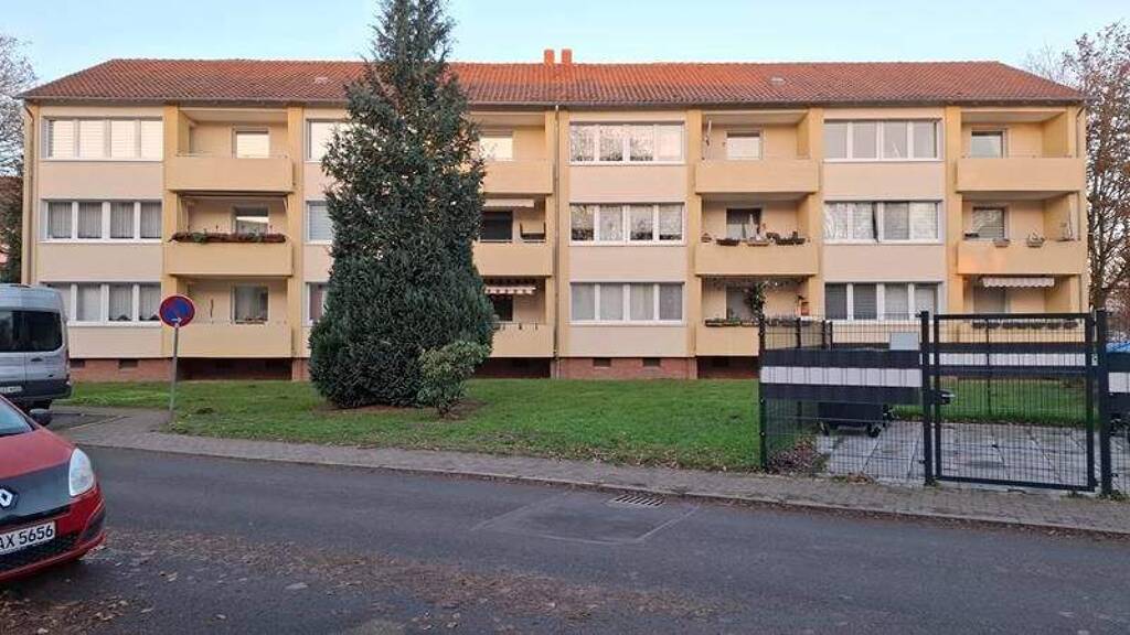 Wohnung zum Kauf 136.000 € 3 Zimmer 68 m² 2. Geschoss frei ab sofort Gartenstraße 40 Neustadt Neustadt am Rübenberge 31535