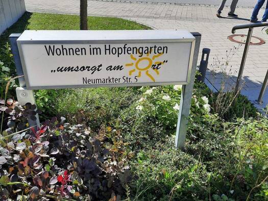 Penthouse zur Miete 690 € 53,4 m² 2 Geschosse frei ab sofort Neumarkter Straße 3 Massing 84323