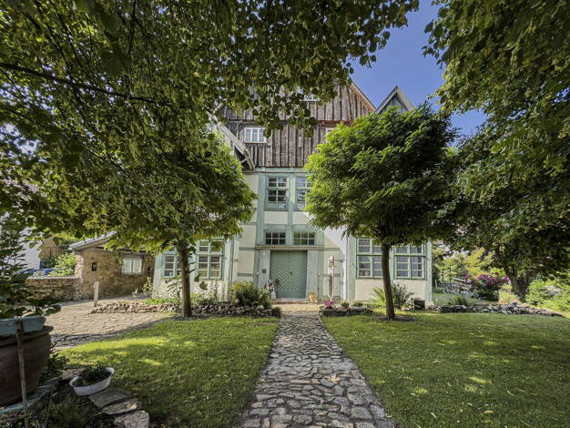 Einfamilienhaus zum Kauf provisionsfrei 580.000 € 12 Zimmer 380 m² 904 m² Grundstück Brake Lemgo 32657