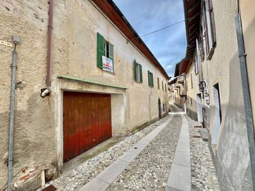 Mehrfamilienhaus zum Kauf 128.000 € 4 Zimmer 180 m² Brezzo di Bedero 21010