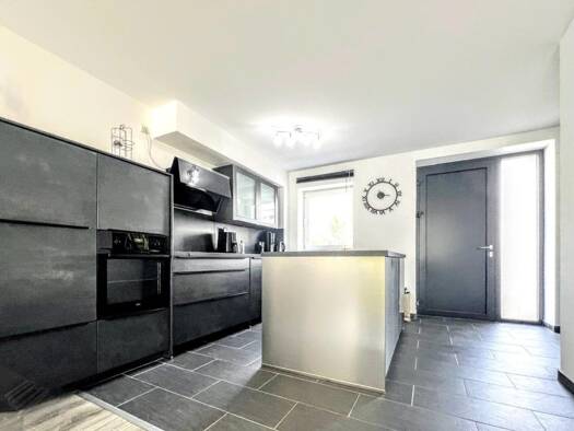 Reihenmittelhaus zum Kauf 349.000 € 4 Zimmer 102,2 m² 294 m² Grundstück Buschhausen Oberhausen 46149