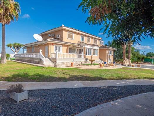 Haus zum Kauf 1.699.000 € 416 m² 13.162 m² Grundstück San Miguel de Salinas 03193