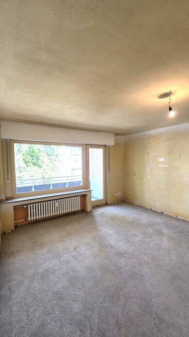 Wohnung zur Miete 599 € 3 Zimmer 80,4 m² 2. Geschoss frei ab 15.06.2025 Friedrich-Engels-Str. 45 Marxloh Duisburg 47169