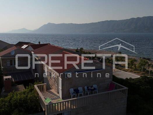 Einfamilienhaus zum Kauf - Erstbezug 1.300.000 € 1 Zimmer 400 m² 370 m² Grundstück Selca 21425