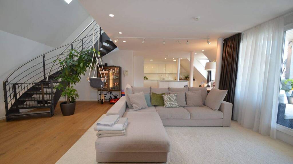 220 m² Luxus auf zwei Etagen im Herzen von Böblingen !