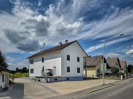 Mehrfamilienhaus zum Kauf 6 Zimmer 224 m² 504,1 m² Grundstück Radldorf Perkam 94368