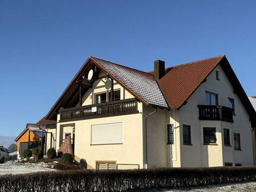 Mehrfamilienhaus zum Kauf 299.000 € 10 Zimmer 254 m² 1.022 m² Grundstück Willhof Altendorf 92540