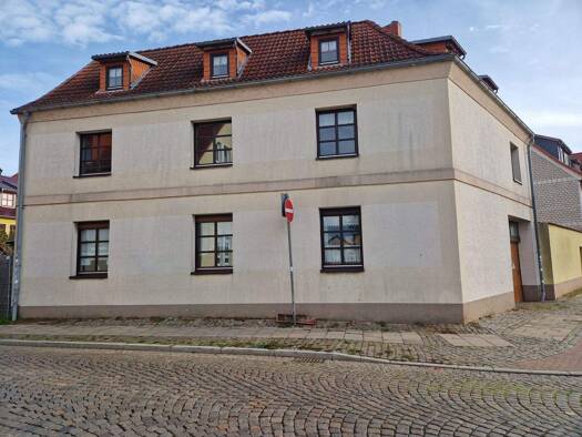 Haus zum Kauf 230.000 € 6 Zimmer 176 m² 500 m² Grundstück Oschersleben 39387