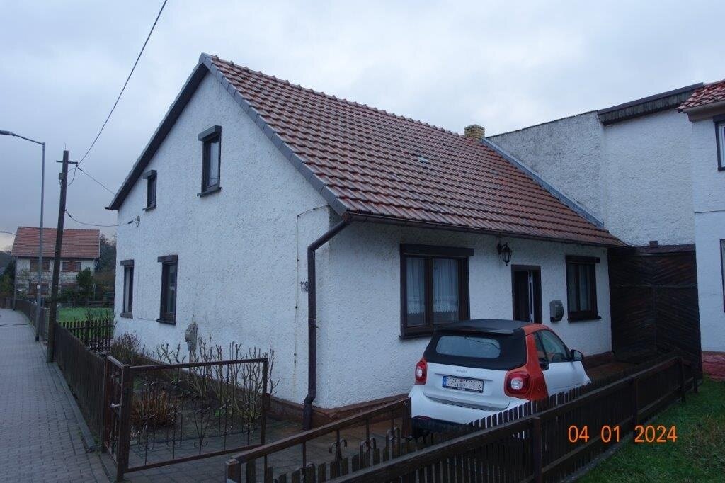 Einfamilienhaus zum Kauf 94.000 € 5 Zimmer 102 m²<br/>Wohnfläche 367 m²<br/>Grundstück ab sofort<br/>Verfügbarkeit Wutha-Farnroda Wutha-Farnroda 99848