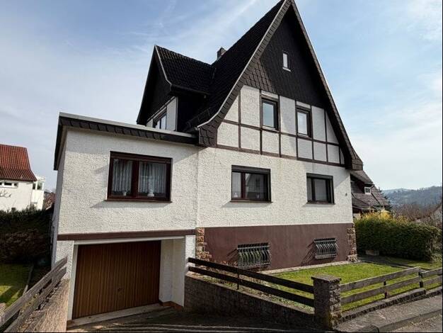 Einfamilienhaus zum Kauf 239.000 € 6 Zimmer 146 m² 824 m² Grundstück frei ab sofort Rotenburg Rotenburg an der Fulda 36199