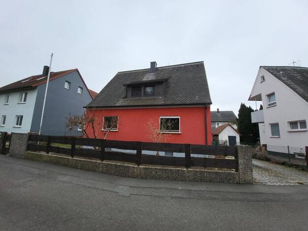 Mehrfamilienhaus zum Kauf provisionsfrei 362.600 € 6 Zimmer 154 m² 590 m² Grundstück Wintersdorf Zirndorf / Weinzierlein 90513