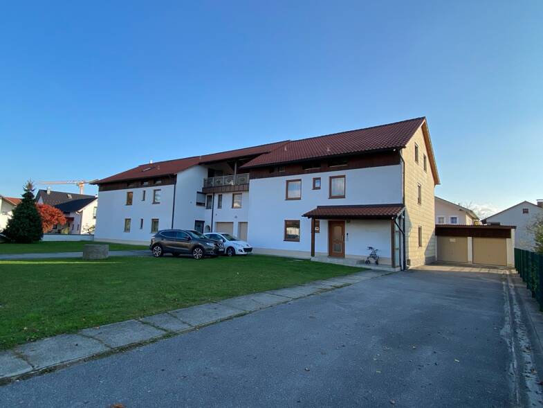 Wohnung zur Miete 690 € 3 Zimmer 83 m² Hengersberg Hengersberg 94491