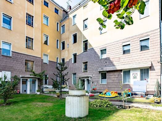 Mehrfamilienhaus zum Kauf 1.700.000 € 39 Zimmer 897,6 m² 642 m² Grundstück Reinickendorf Reinickendorf 13403