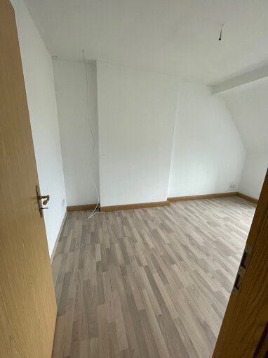 Wohnung zur Miete 248 € 2 Zimmer 41,4 m² 2. Geschoss frei ab sofort Mittelstraße 28 Tröglitz Elsteraue 06729