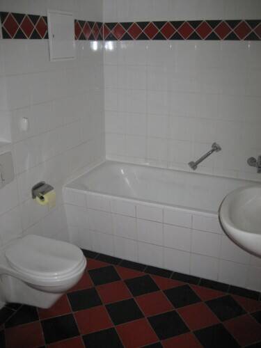 Property thumbnail 3