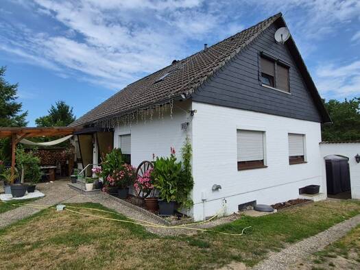 Einfamilienhaus zum Kauf 240.000 € 6 Zimmer 170 m² 904 m² Grundstück Brünkendorf Höhbeck 29478