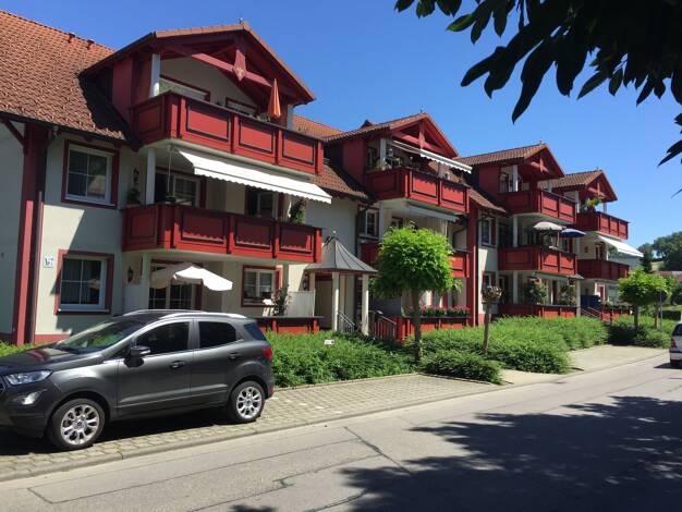 Wohnung zur Miete 790 € 3 Zimmer 84 m² 2. Geschoss frei ab 01.01.2027 Jestetten Jestetten 79798