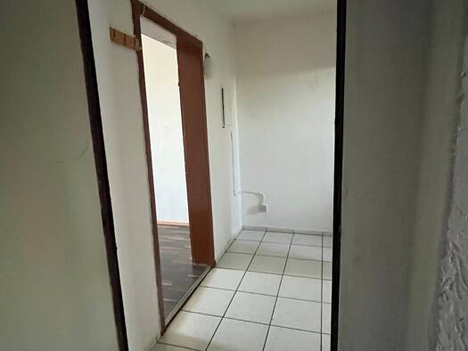 Wohnung zur Miete 250 € 1 Zimmer 25 m² Geschoss 1/2 frei ab 01.11.2026 Bogel 56357