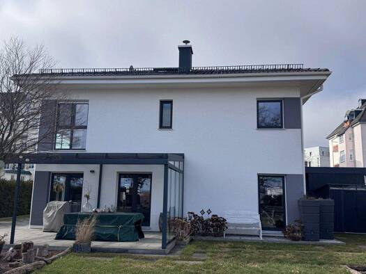 Einfamilienhaus zum Kauf 599.000 € 6 Zimmer 176,3 m² 1.033 m² Grundstück Westend Plauen 08523