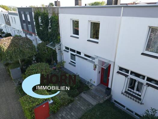 Reihenmittelhaus zum Kauf 345.000 € 4,5 Zimmer 124 m² 240 m² Grundstück Dittelbrunn Dittelbrunn 97456