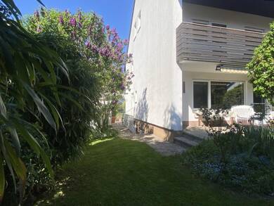 Doppelhaushälfte zur Miete 2.150 € 7 Zimmer 180 m² 299 m² Grundstück Eltersdorf Erlangen 91058