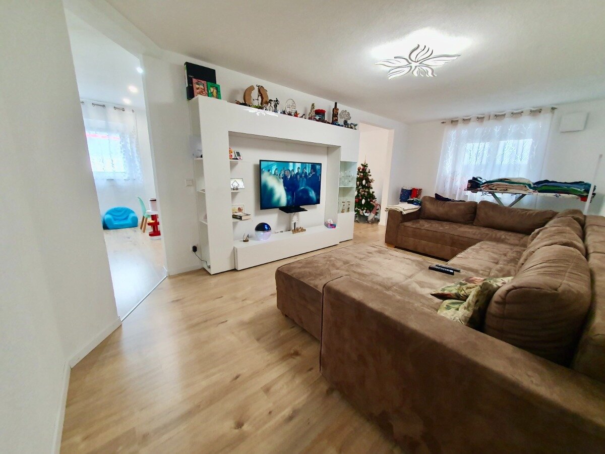 Wohnung zur Miete 750 € 3,5 Zimmer 95 m²<br/>Wohnfläche 01.04.2025<br/>Verfügbarkeit Geisingen Geisingen 78187