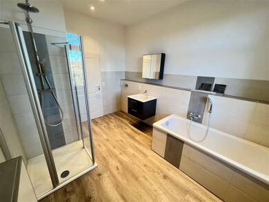 Wohnung zur Miete 589 € 2 Zimmer 75,5 m² 2. Geschoss Gerhart-Hauptmann-Straße 11 Gerhart-Hauptmann-Straße / Dehmelstraße Gera 07546